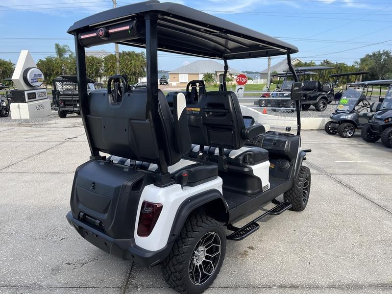 Evolution 2025 D5 maverick 4 electric golf carts